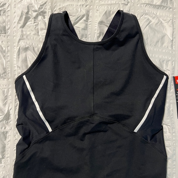 NWT Under Armour Heat Gear Signature Criss Cross Back Tank - Picture 5 of 11